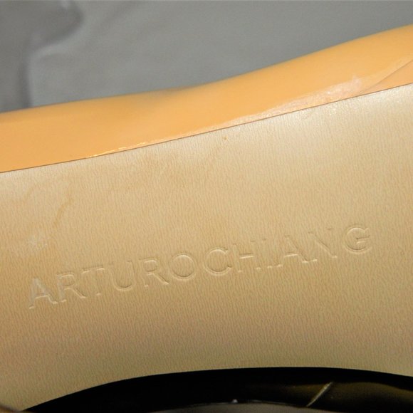 Arturo Chiang Nude Patent Pumps 7.5M - Picture 7 of 7